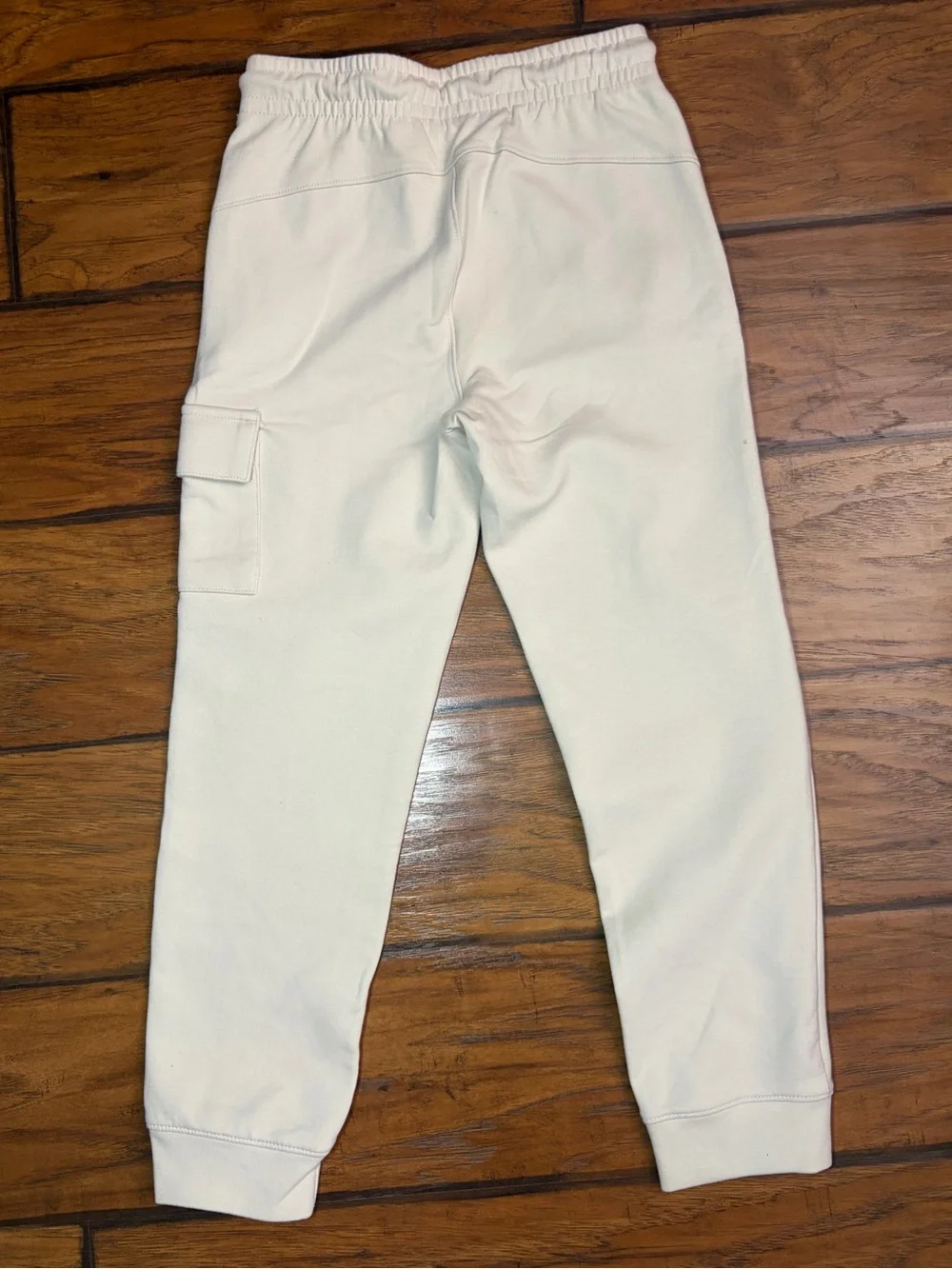Old Navy light cream